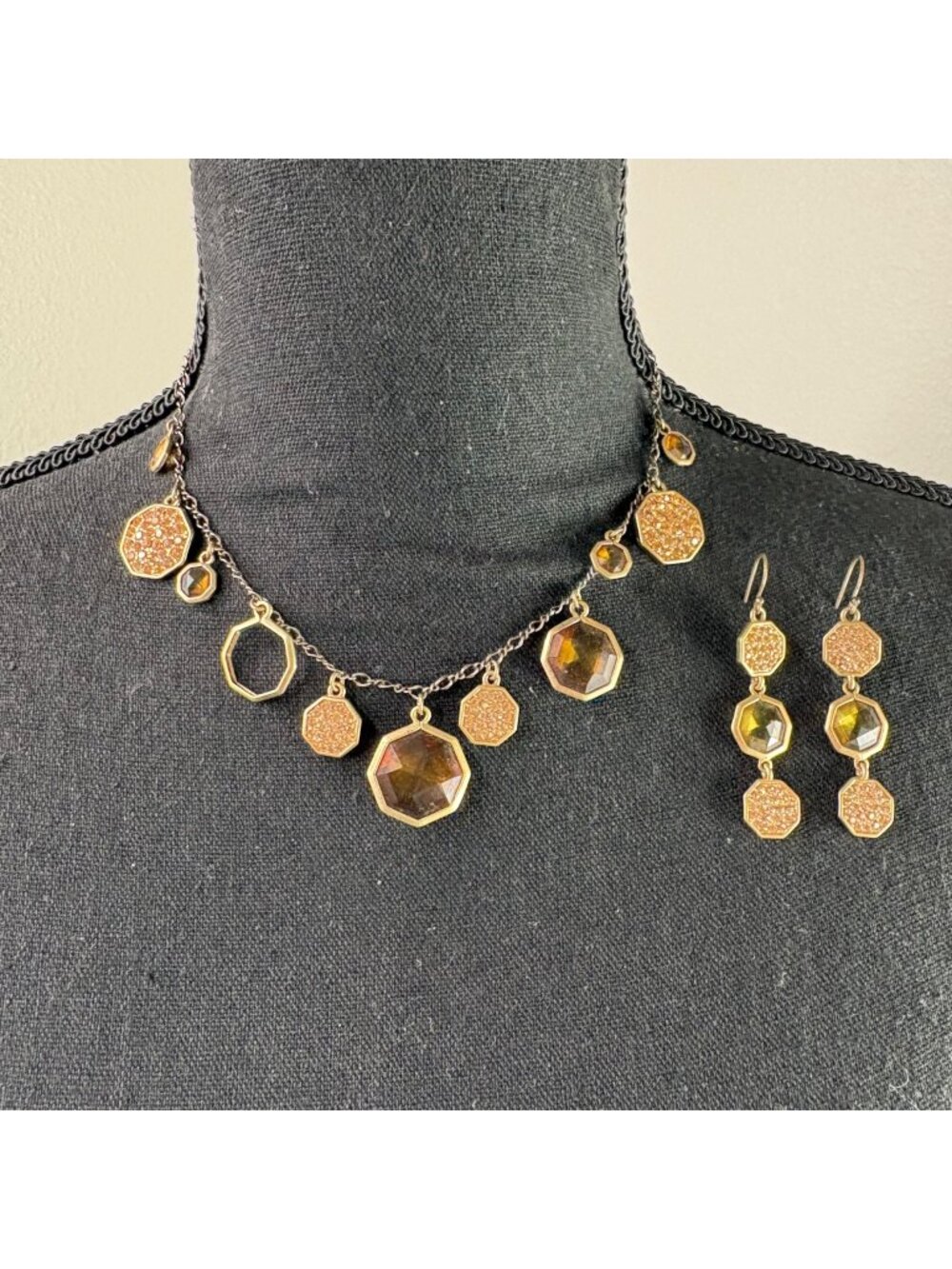 Lia Sophia Necklace Earring Set Gold Tone Dangle Amber Tone Swag Rhinestone